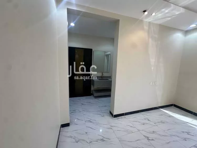 دور للبيع في شارع أبي القاسم التغلبي, حي بدر, مدينة الرياض, منطقة الرياض 8