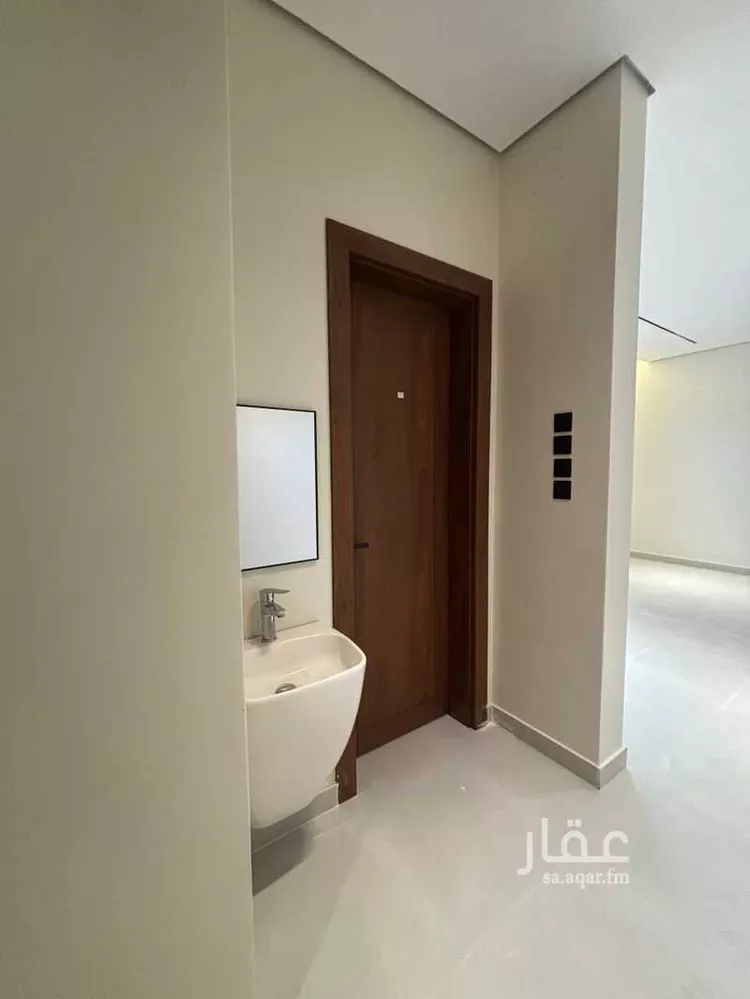 شقة للبيع في شارع مزيدة بن حواله, حي الوفاء, مدينة عنيزة, منطقة القصيم 16