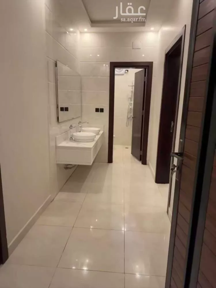 شقة للبيع في شارع جابر علي علي علواني, حي المحمدية 2, مدينة جازان, منطقة جازان