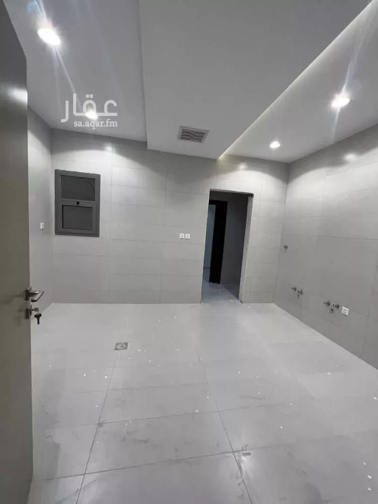شقة للبيع في شارع النسابوري, حي العزيزية, مدينة جدة, منطقة مكة المكرمة صورة 3
