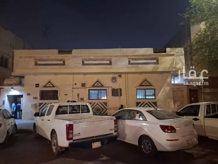 أرض للبيع في شارع بدر, حي الثقبة, مدينة الخبر, المنطقة الشرقية
