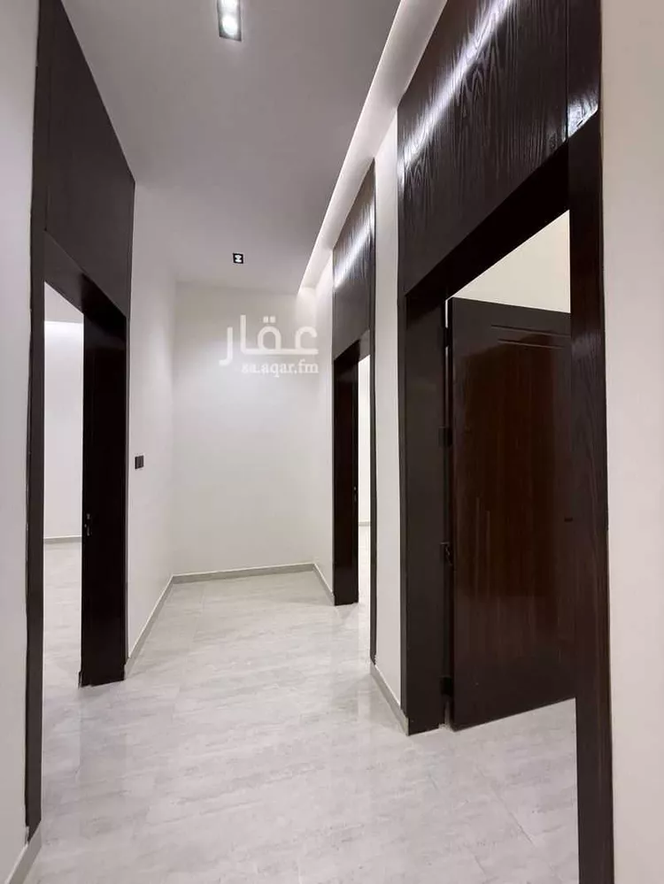 دور للبيع في شارع السلطان قابوس, حي المعيزيلة, مدينة الرياض, منطقة الرياض 19