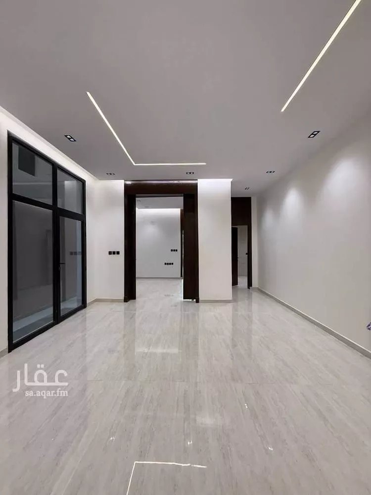 دور للبيع في شارع السلطان قابوس, حي المعيزيلة, مدينة الرياض, منطقة الرياض 15