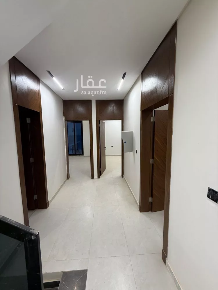 فيلا للبيع في شارع عبدالغني مشرف, حي العوالي, مدينة الرياض, منطقة الرياض صورة 5