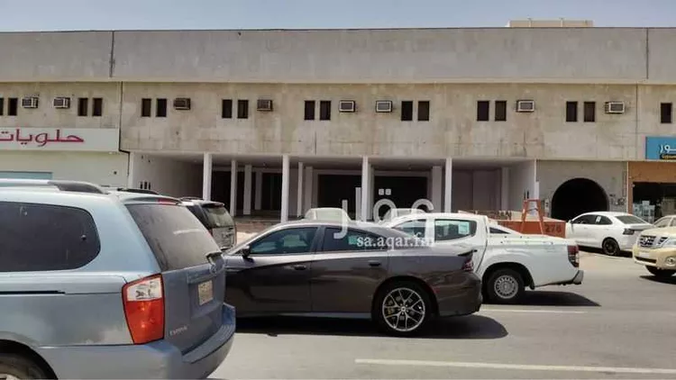 محل للإيجار في شارع عائشة بنت ابي بكر, حي ظهرة البديعة, مدينة الرياض, منطقة الرياض