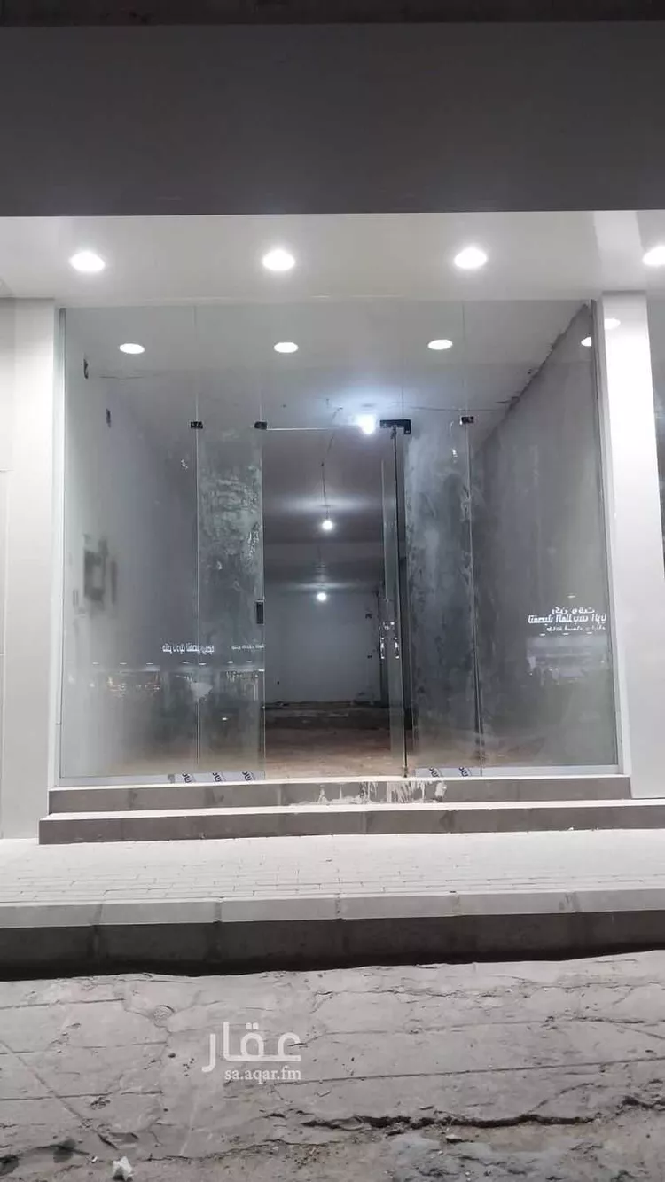 محل للإيجار في شارع عائشة بنت ابي بكر, حي ظهرة البديعة, مدينة الرياض, منطقة الرياض صورة 2