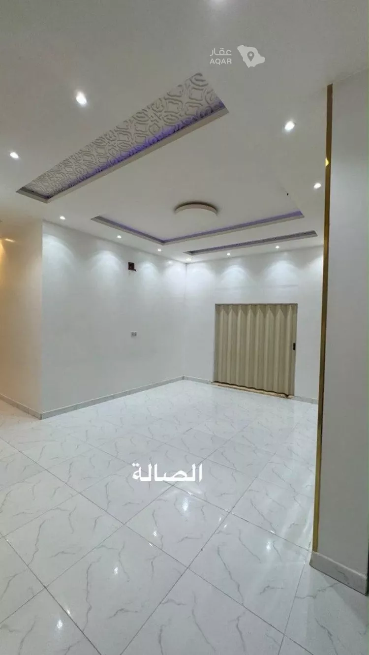Floor for Rent in Riyadh Dirab 4