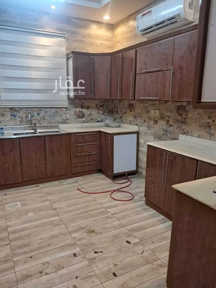 دور للإيجار في شارع عمير القطامي, حي المروج, مدينة الرياض, منطقة الرياض صورة 3