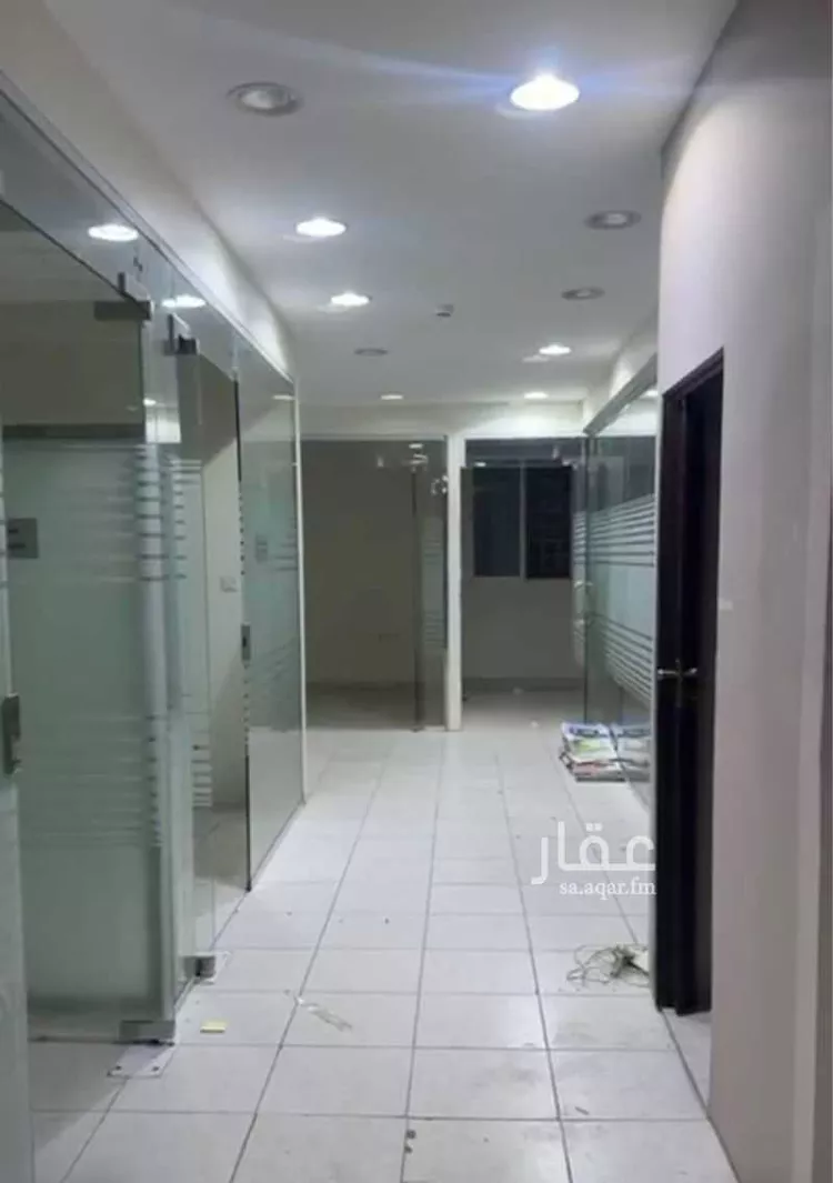 مكتب تجاري للإيجار في شارع تمير, حي المروج, مدينة الرياض, منطقة الرياض صورة 2
