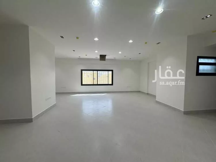 مكتب تجاري للإيجار في شارع طريق الملك عبدالعزيز الفرعي, حي الملك فهد, مدينة الرياض, منطقة الرياض صورة 3