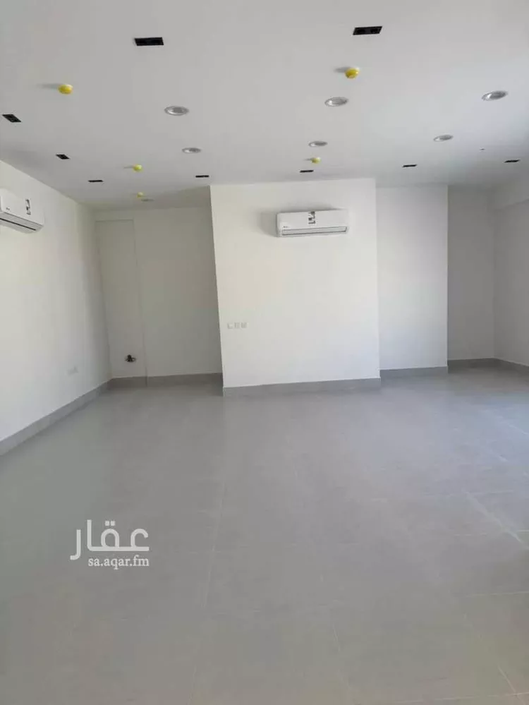 مكتب تجاري للإيجار في شارع طريق الملك عبدالعزيز الفرعي, حي الملك فهد, مدينة الرياض, منطقة الرياض صورة 5