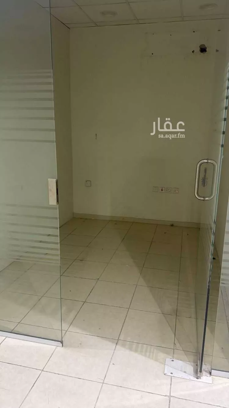مكتب تجاري للإيجار في شارع تمير, حي المروج, مدينة الرياض, منطقة الرياض صورة 3