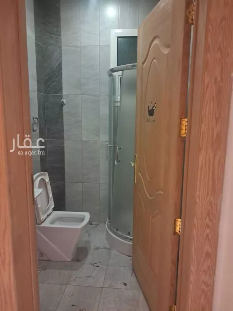 دور للإيجار في شارع عمير القطامي, حي المروج, مدينة الرياض, منطقة الرياض صورة 4