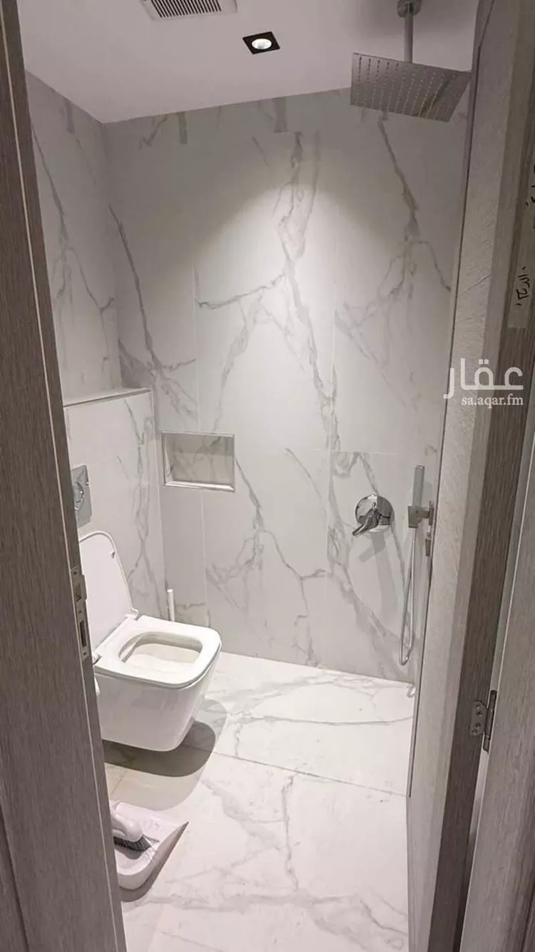 شقة للإيجار في شارع العطايف, حي الحمراء, مدينة الخبر, المنطقة الشرقية صورة 2