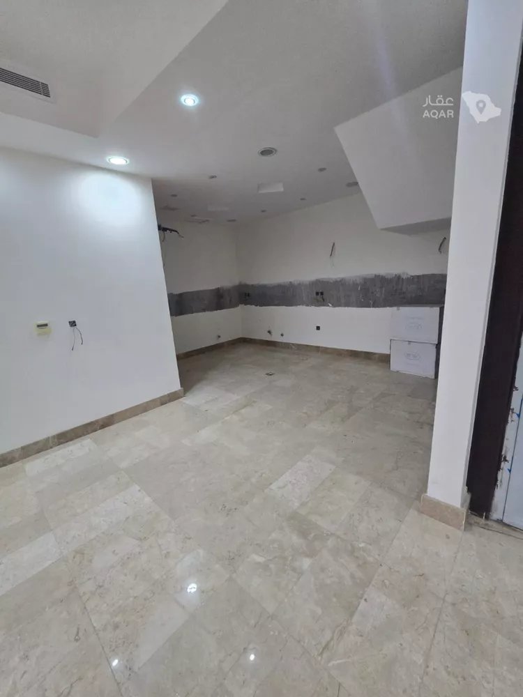 Villa for Sale in Jeddah Al Basateen 7