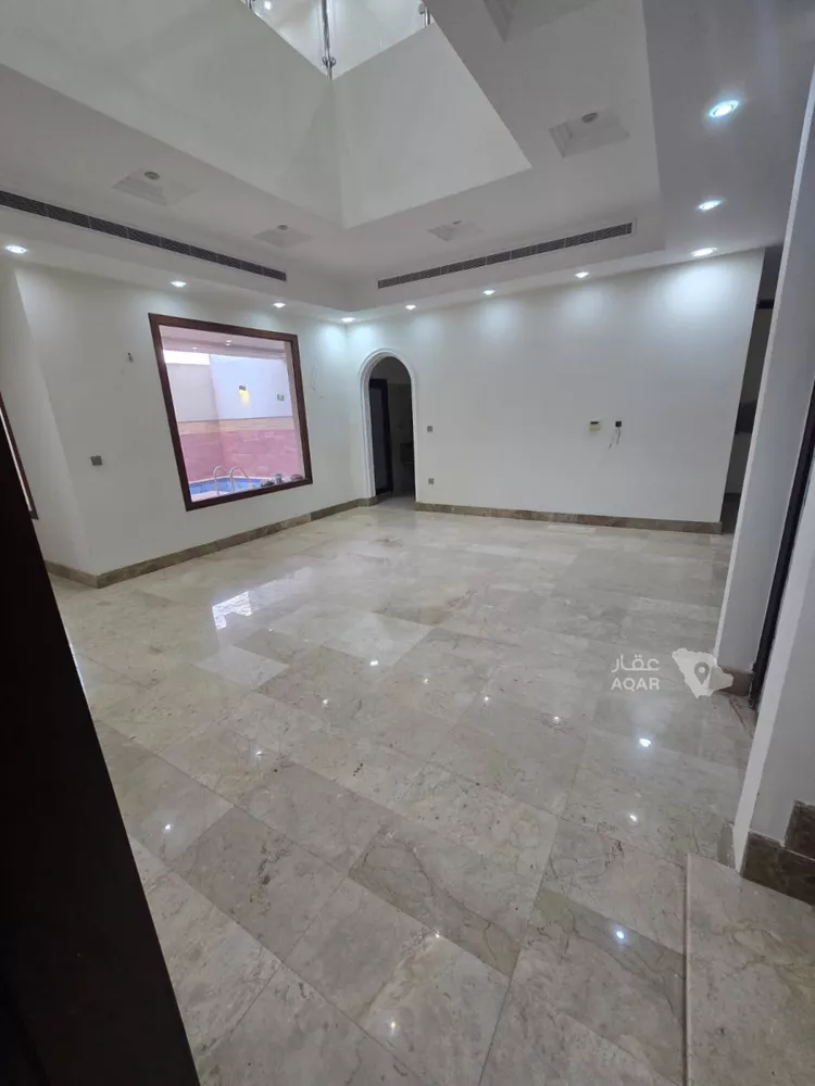Villa for Sale in Jeddah Al Basateen صورة 3