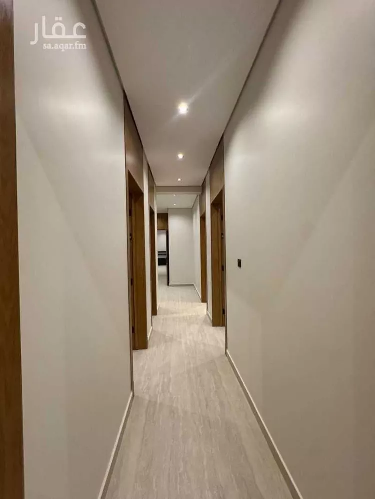 فيلا للبيع في شارع أحمد بن منيع, حي النهضة, مدينة الرياض, منطقة الرياض صورة 2