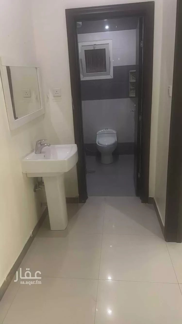 شقة للبيع في شارع حلبان ، حي ظهرة لبن ، الرياض ، منطقة الرياض 1 صورة