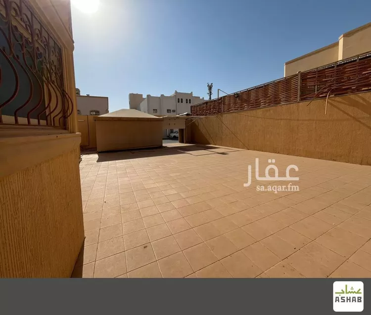 فيلا للبيع في شارع ابن نشوان, حي القادسية, مدينة بريده, منطقة القصيم صورة 2