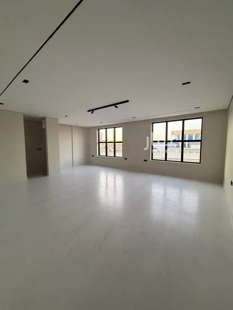 عمارة للإيجار في شارع طريق الملك فهد, حي الصبيحية, مدينة بريدة, منطقة القصيم صورة 5