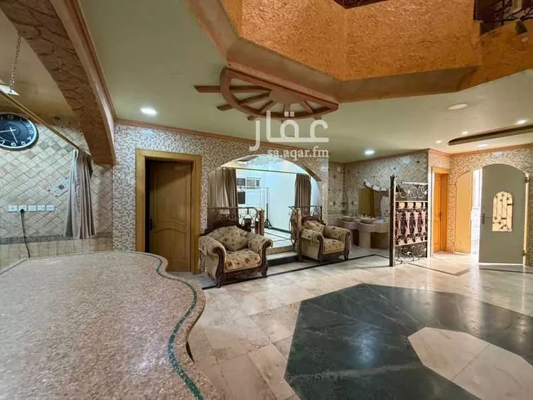 فيلا للبيع في شارع عبدالرحمن ابن عامر, حي الإسكان, مدينة بريدة, منطقة القصيم صورة 5