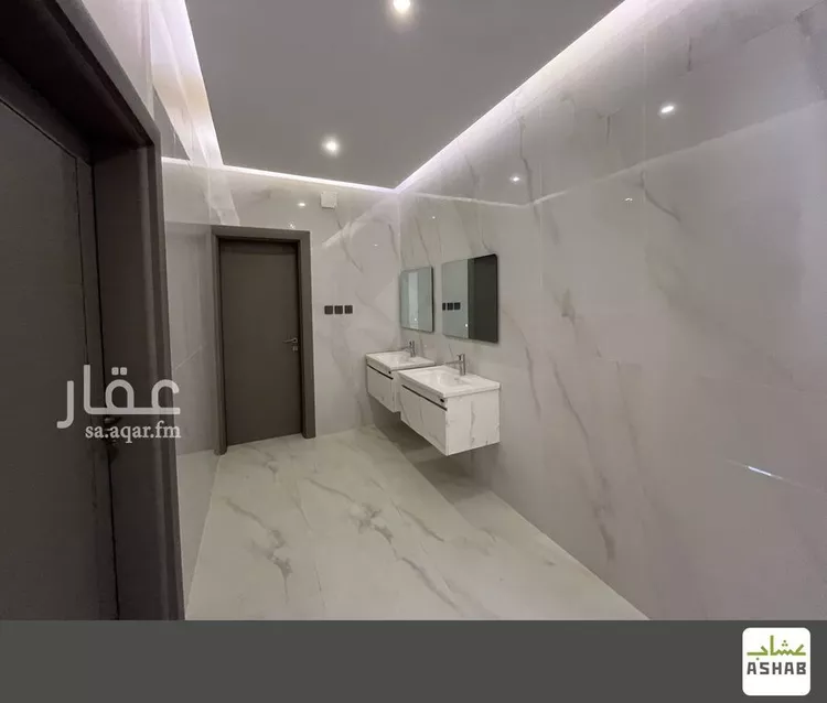دور للبيع في شارع واسط 83, حي واسط, مدينة بريده, منطقة القصيم صورة 4