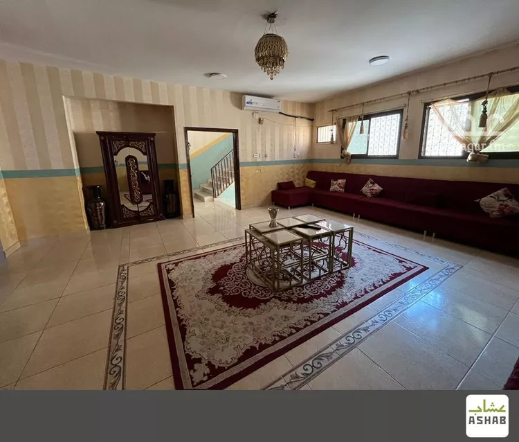 فيلا للبيع في شارع حسان ابن ثابت, حي الجنوب, مدينة بريده, منطقة القصيم صورة 3