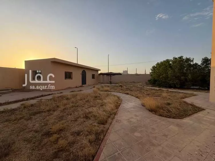 فيلا للبيع في شارع الملك سعود, حي النهضة, مدينة رياض الخبراء, منطقة القصيم 6