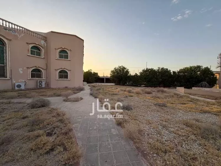 فيلا للبيع في شارع الملك سعود, حي النهضة, مدينة رياض الخبراء, منطقة القصيم صورة 4