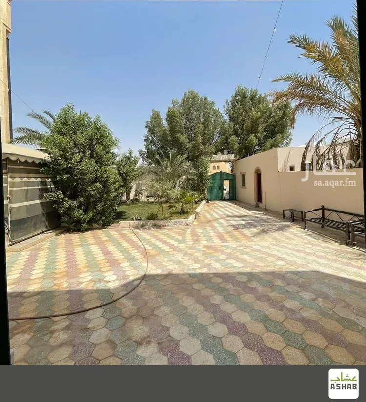فيلا للبيع في شارع الحارث بن زيد العامري, حي المنار, مدينة بريده, منطقة القصيم صورة 3
