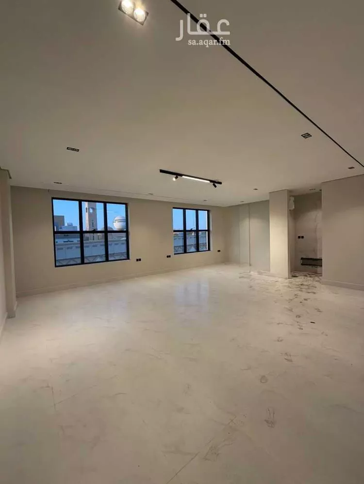 عمارة للإيجار في شارع طريق الملك فهد, حي الصبيحية, مدينة بريدة, منطقة القصيم صورة 3