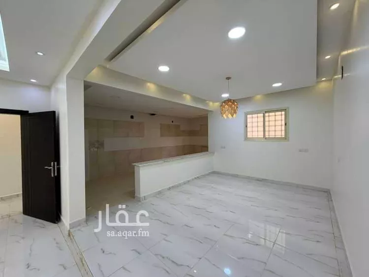 Floor for Rent in Buraydah Al Hamra صورة 3