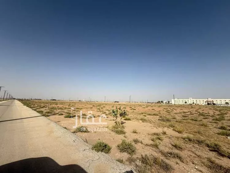 أرض للبيع في شارع المفرق وكمب الطرق 2267, حي الليوان, مدينة بريدة, منطقة القصيم صورة 3