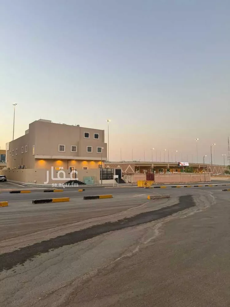 مكتب تجاري للإيجار في شارع طريق الملك فهد, حي الصبيحية, مدينة بريدة, منطقة القصيم 8