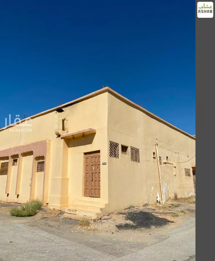 فيلا للبيع في شارع ابن إياس الكناني, حي الشقة, مدينة بريدة, منطقة القصيم صورة 3