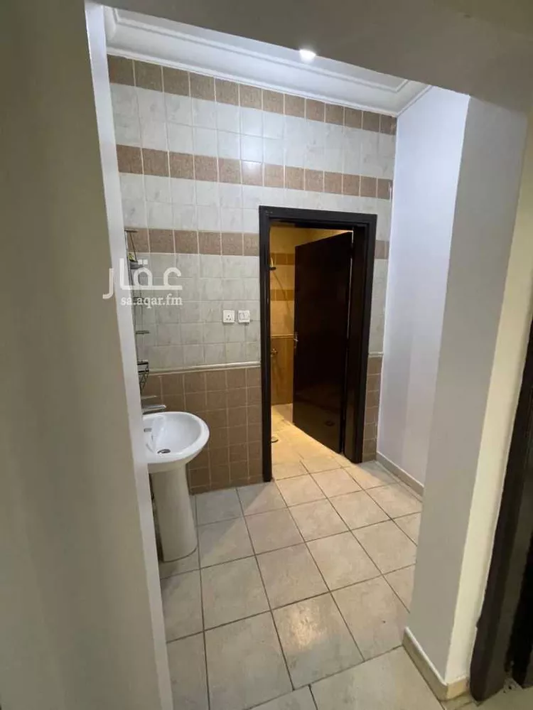 شقة للبيع في شارع حرملة بن هوذه, حي بدر, مدينة الرياض, منطقة الرياض صورة 4