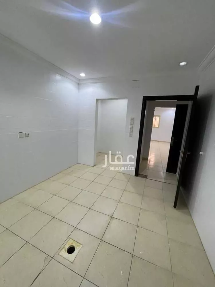 شقة للبيع في شارع حرملة بن هوذه, حي بدر, مدينة الرياض, منطقة الرياض صورة 3