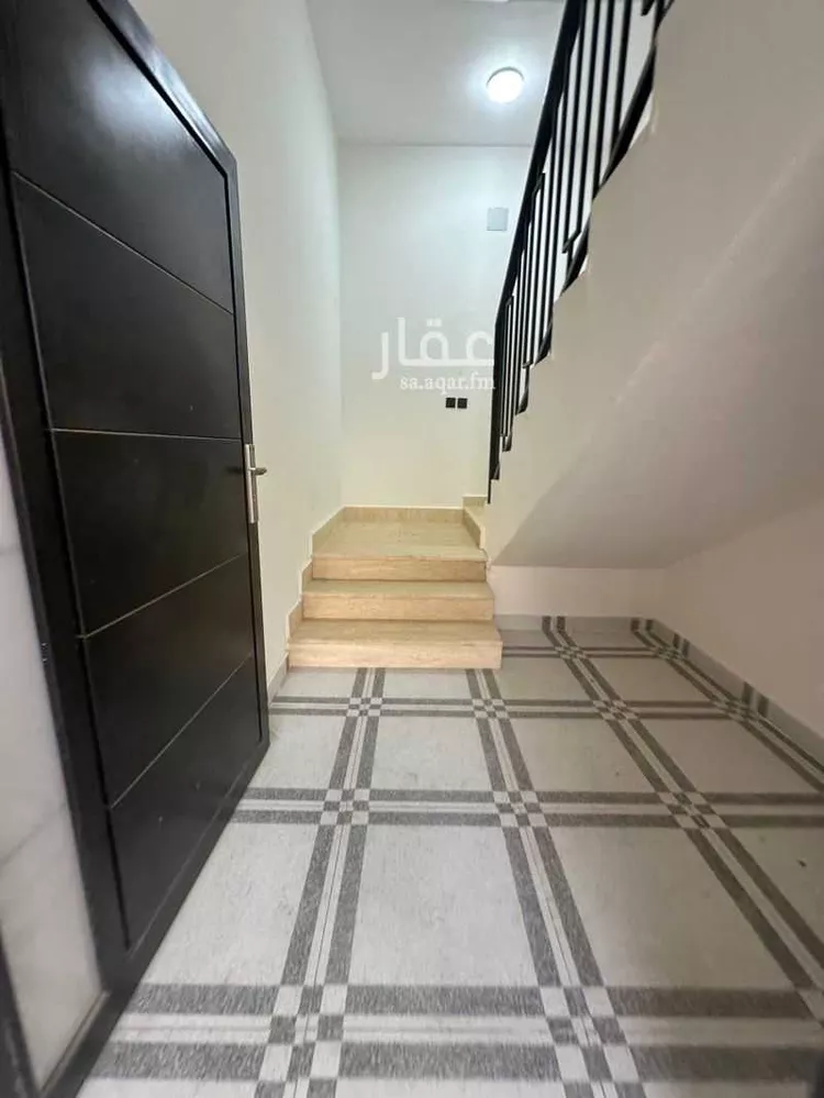 دور للبيع في شارع الثميد, حي بدر, مدينة الرياض, منطقة الرياض صورة 2