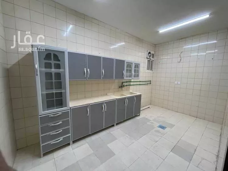 شقة للبيع في شارع وادي حدلي, حي بدر, مدينة الرياض, منطقة الرياض صورة 2