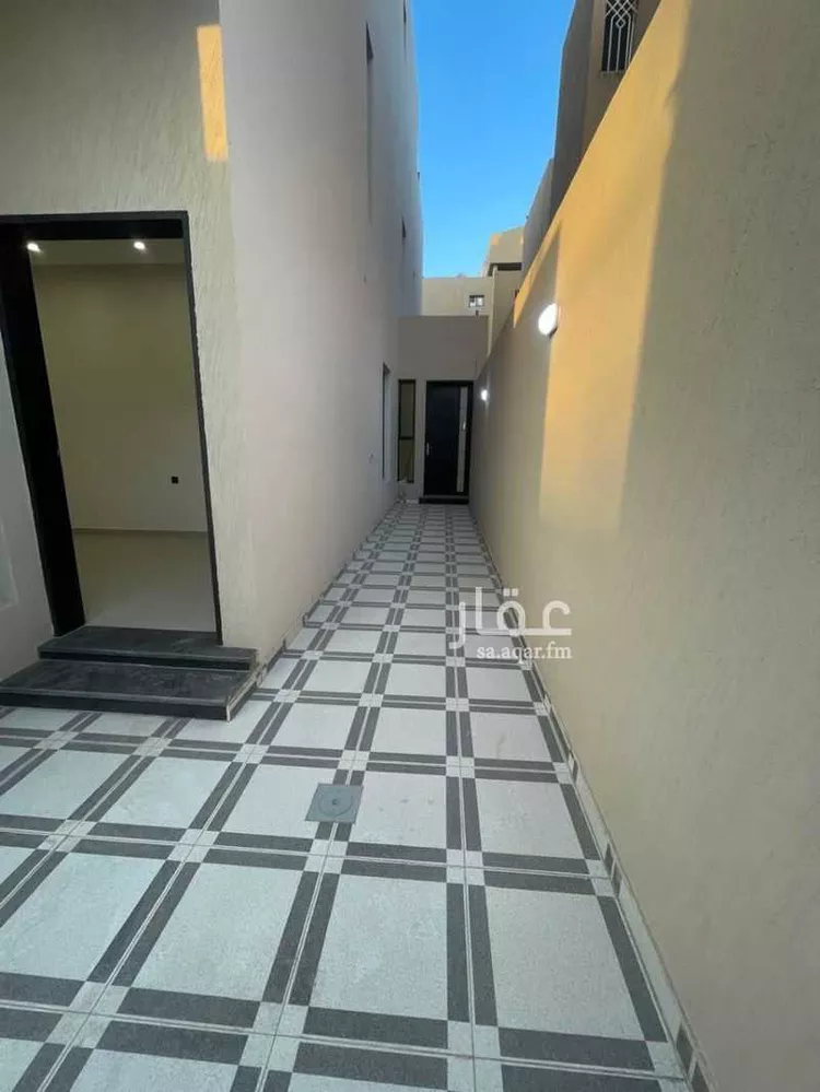 دور للبيع في شارع الإبراهيمية, حي بدر, مدينة الرياض, منطقة الرياض صورة 2