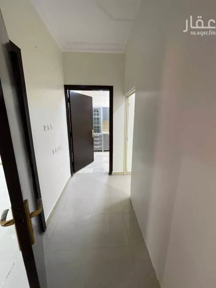 شقة للبيع في شارع وادي حدلي, حي بدر, مدينة الرياض, منطقة الرياض صورة 3