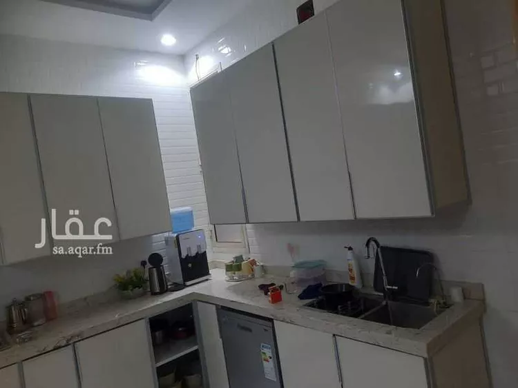 فيلا للبيع في شارع مرة بن عائذ, حي بدر, مدينة الرياض, منطقة الرياض 6