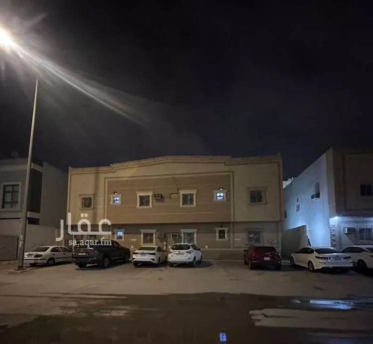 شقة للبيع في شارع أحمد بن طريف, حي عكاظ, مدينة الرياض, منطقة الرياض