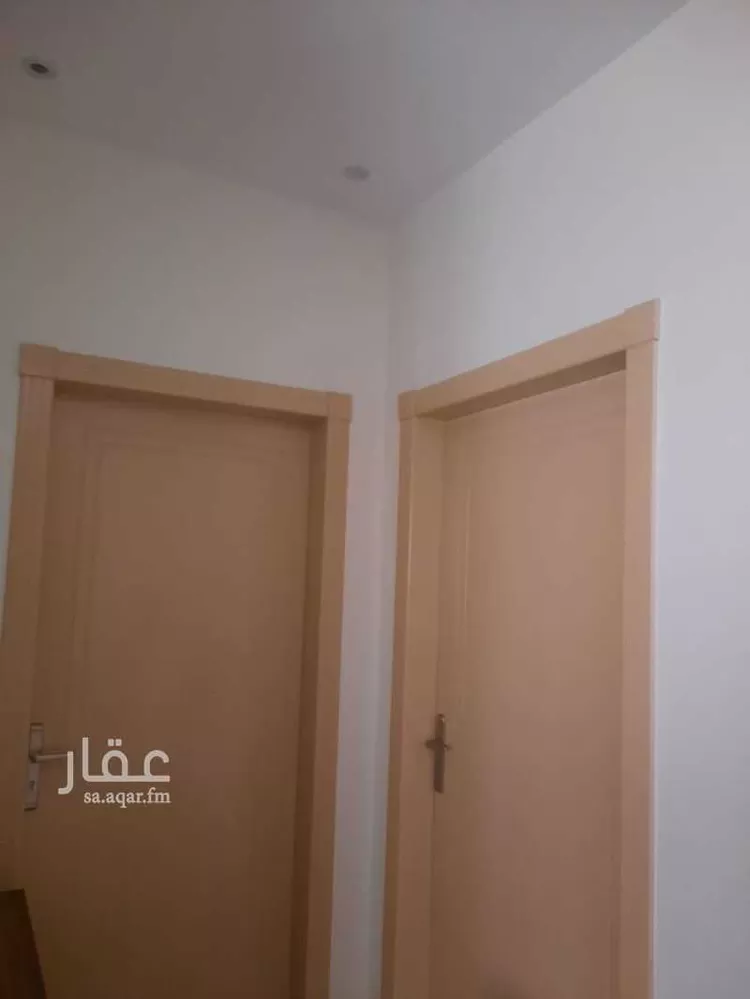 فيلا للبيع في شارع مرة بن عائذ, حي بدر, مدينة الرياض, منطقة الرياض 7