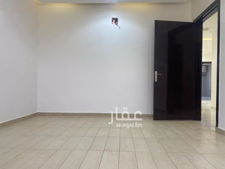 شقة للإيجار في شارع محمد بن عبدالحكيم, حي المعيزيلة, مدينة الرياض, منطقة الرياض صورة 5