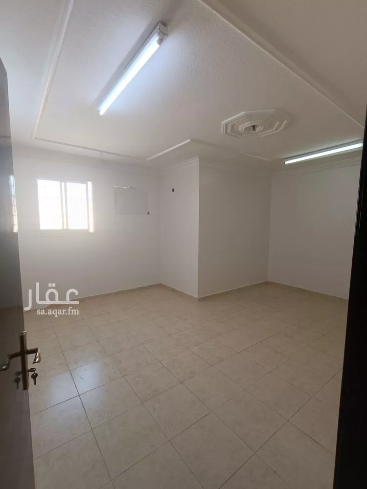 شقة للإيجار في شارع العطف, حي إشبيلية, مدينة الرياض, منطقة الرياض صورة 2