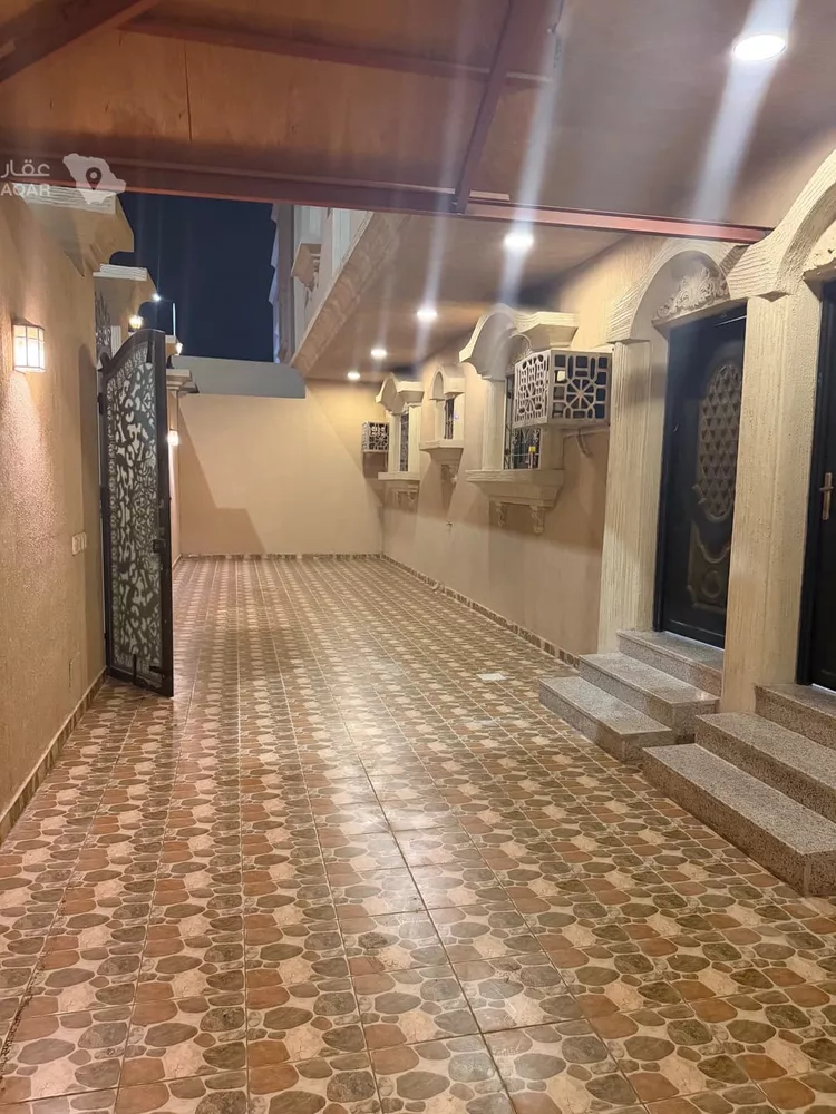 شقة للإيجار في شارع 32ب, حي الشراع, مدينة الخبر, المنطقة الشرقية 3