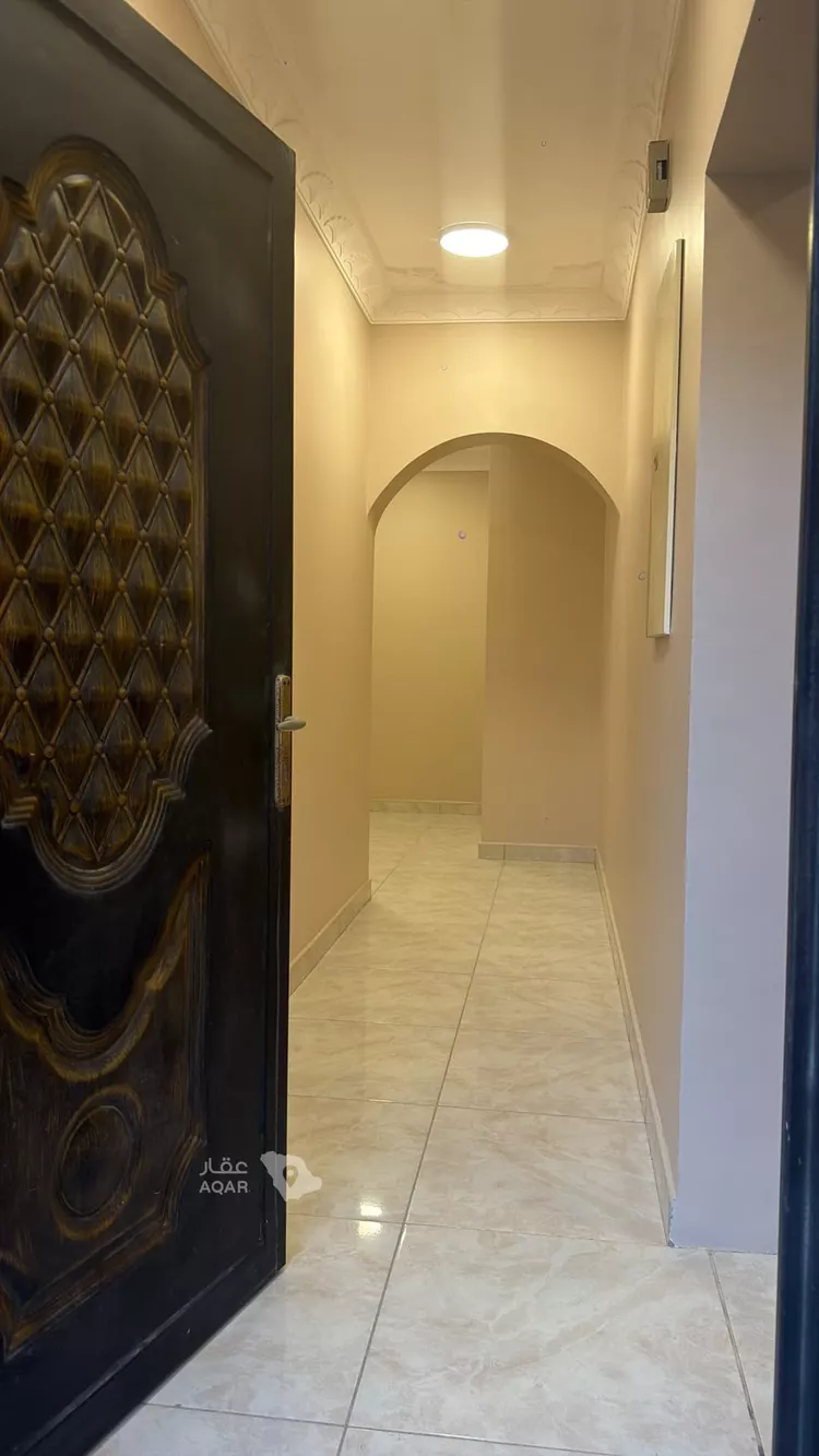 شقة للإيجار في شارع 32ب, حي الشراع, مدينة الخبر, المنطقة الشرقية 4