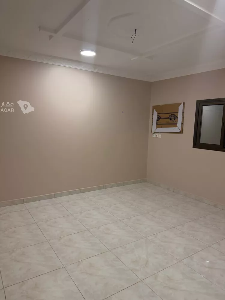شقة للإيجار في شارع 32ب, حي الشراع, مدينة الخبر, المنطقة الشرقية 5