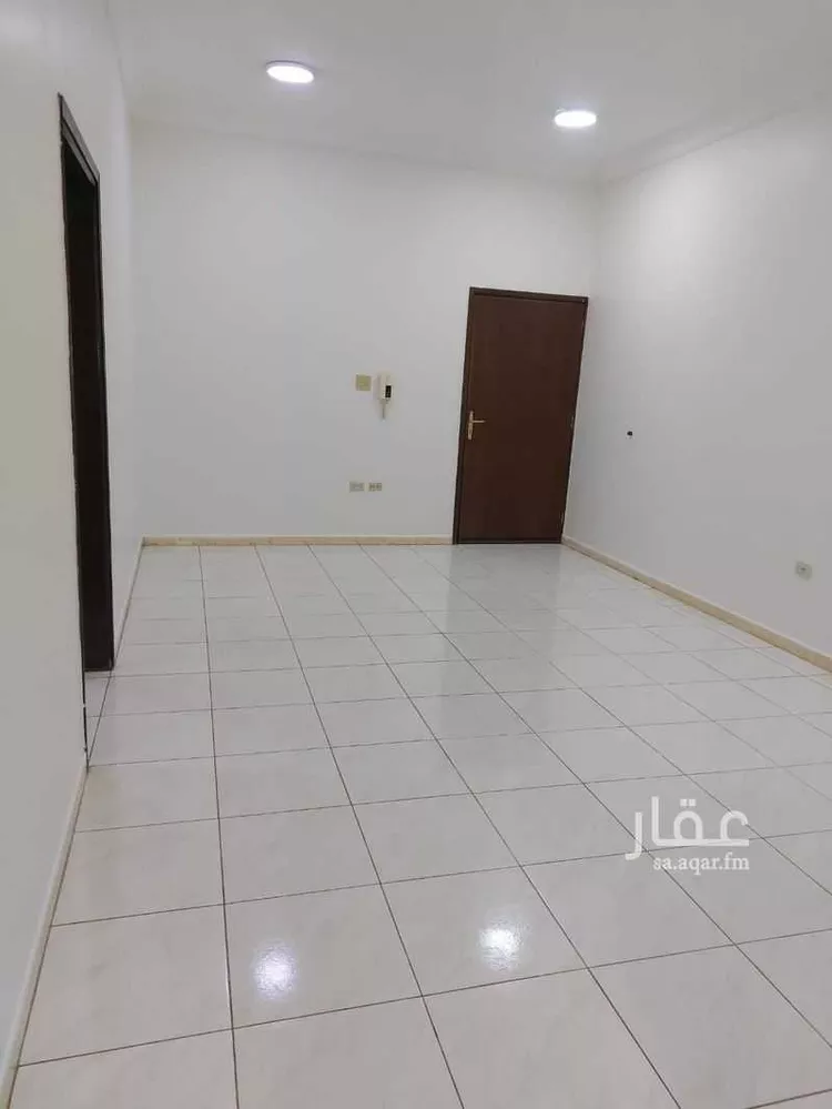 شقة للإيجار في شارع شارع رفاعة بن عمرو, حي الحمراء, مدينة الجبيل, المنطقة الشرقية صورة 4